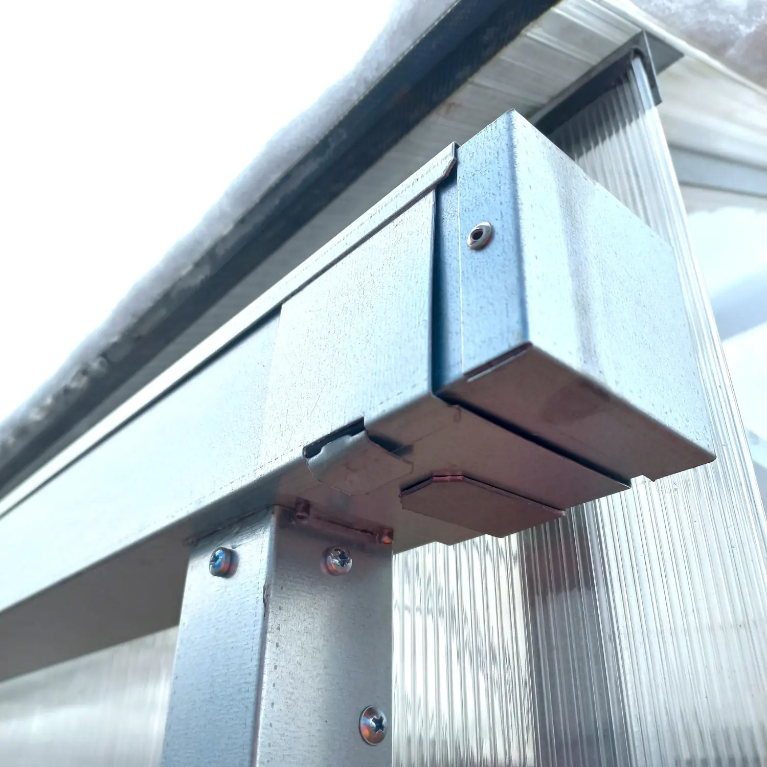 Gutter System for Premium House Greenhouse - Image 2