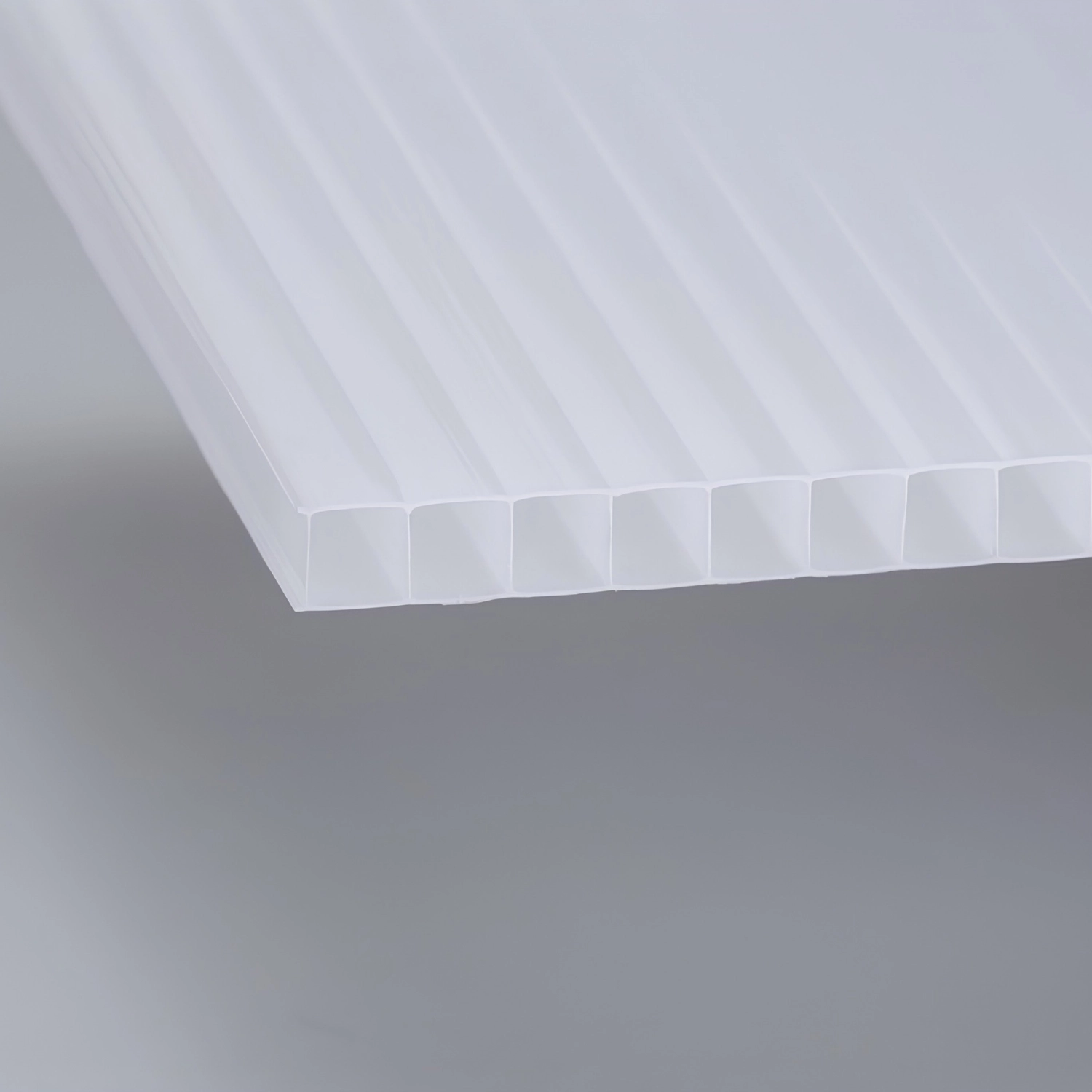 Multiwall polycarbonate sheet 6 mm Opal – PolyPiù UV-protected 1300 g/m²